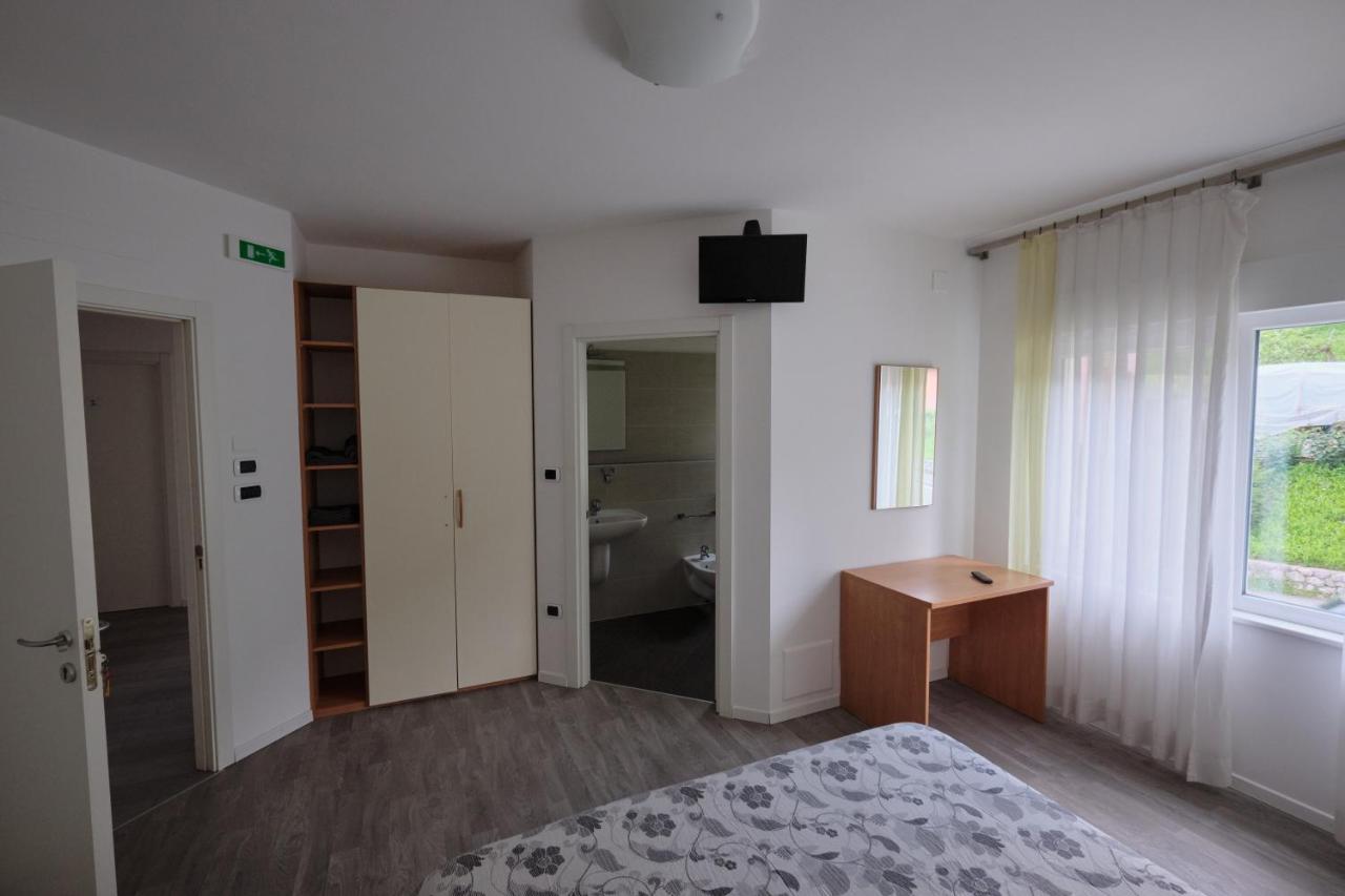 B&B Divino Calceranica al Lago Kültér fotó